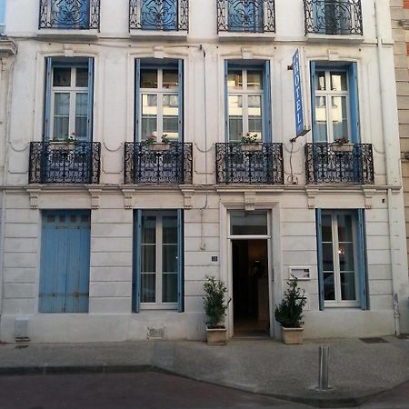 Hotel Emilie Royan Bagian luar foto