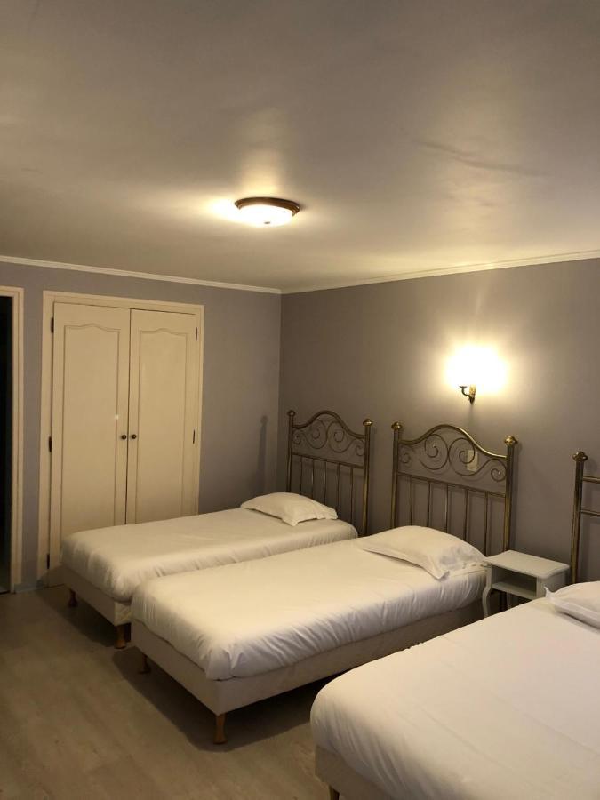 Hotel Emilie Royan Bagian luar foto