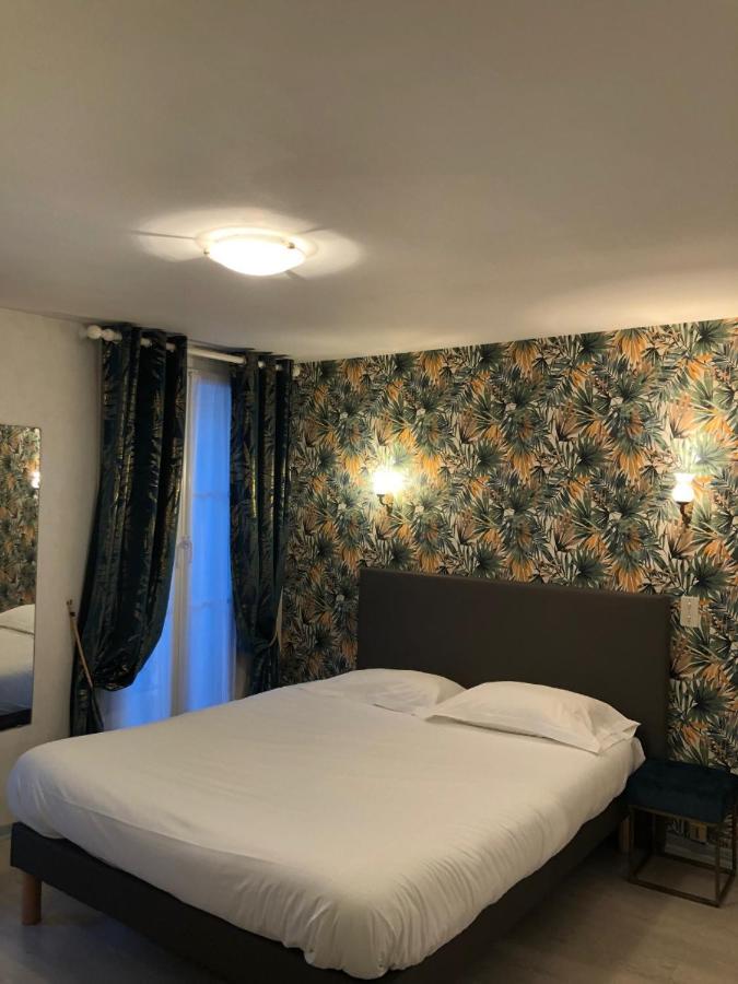 Hotel Emilie Royan Bagian luar foto