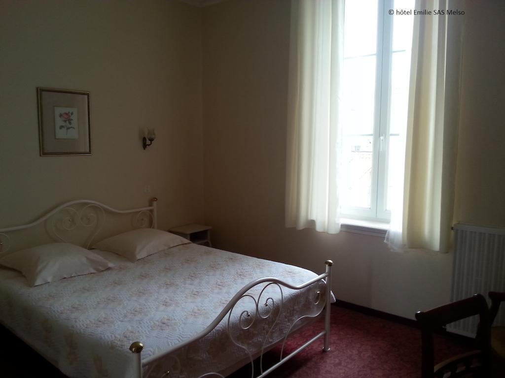 Hotel Emilie Royan Ruang foto